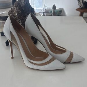 Gianvito Rossi White & Tan Mesh Panel Pointed Pumps